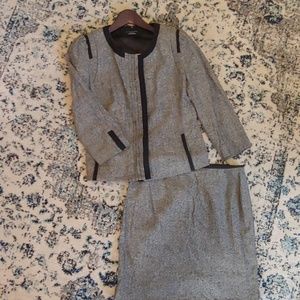 Two piece Tahari skirt suit, grey/Black, 6